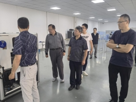 The president of Suzhou University and his party came to our company to discuss the problems of automation technology